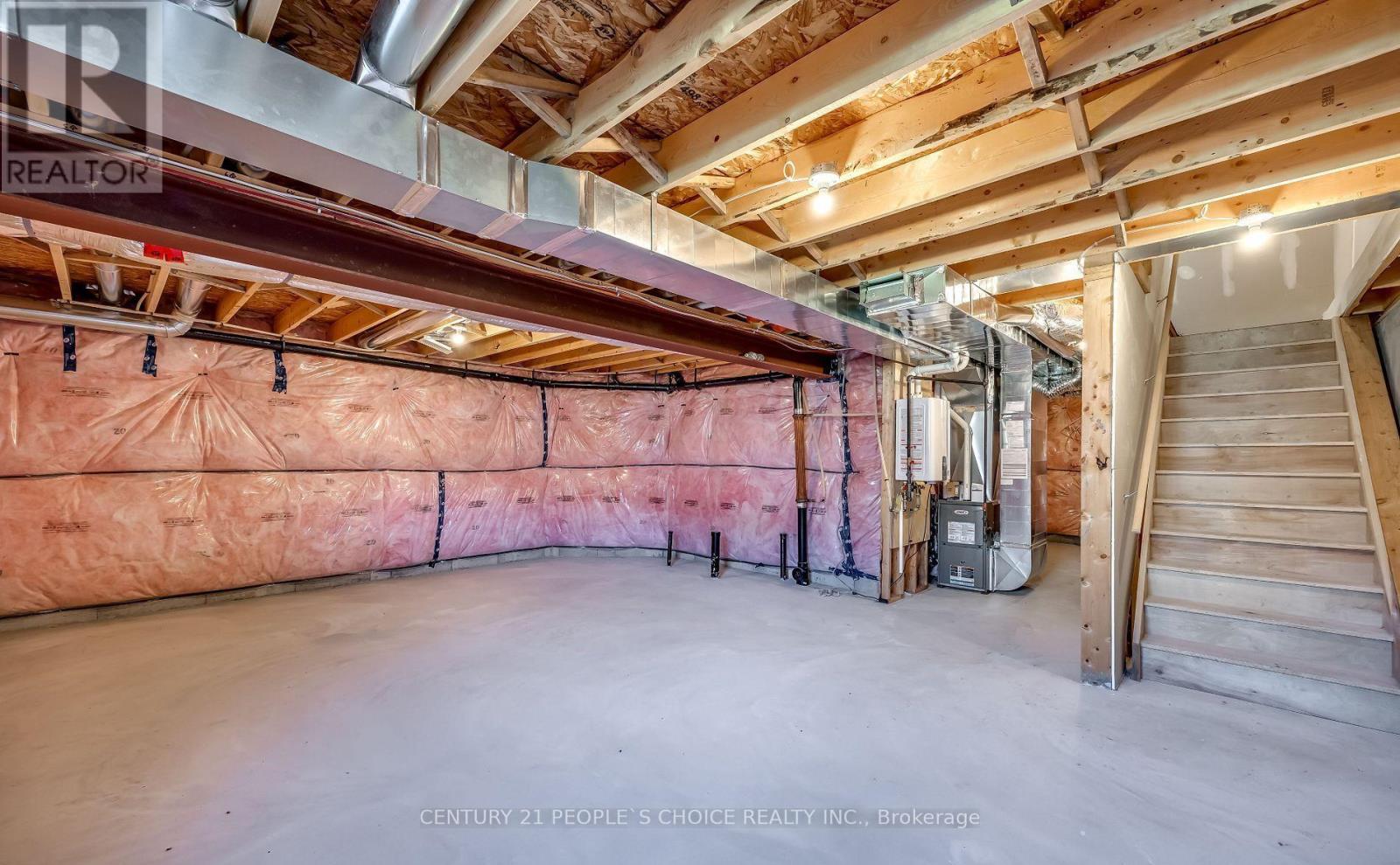 Photo 11 of 77 159 Rosie Street, Blue Mountains ON