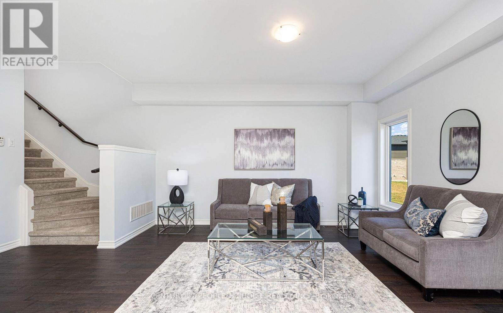 Photo 20 of 77 159 Rosie Street, Blue Mountains ON