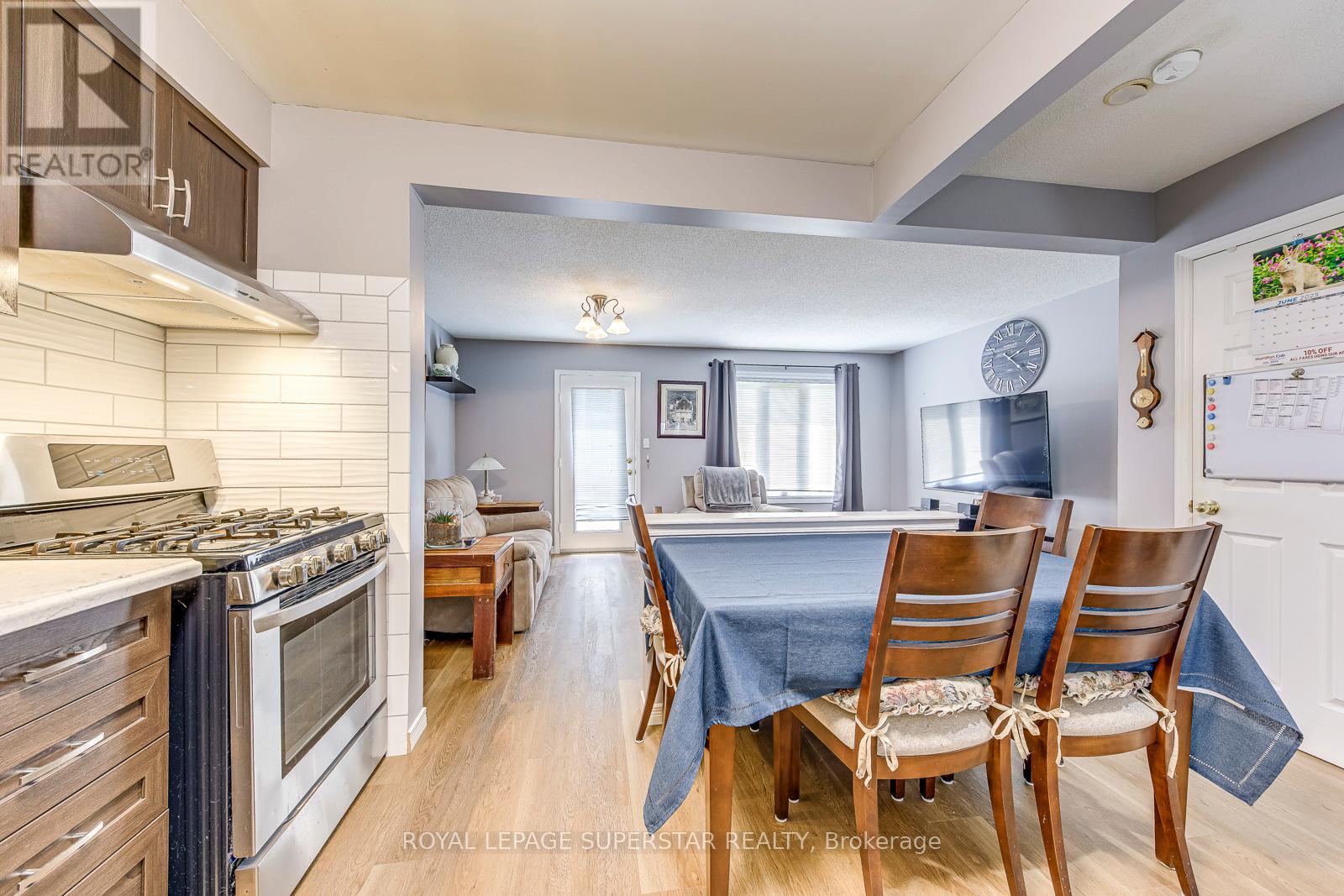 Photo 28 of 17 1809 Upper Wentworth Street, Hamilton ON