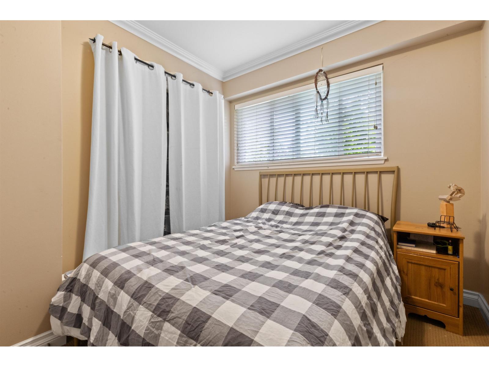 Photo 16 of 1310 Parker Street, White Rock BC