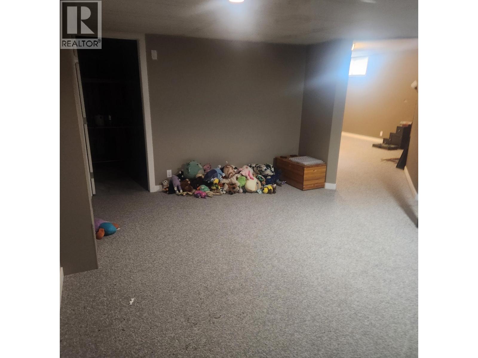 Photo 7 of A 10007 111 Avenue, Fort St John BC