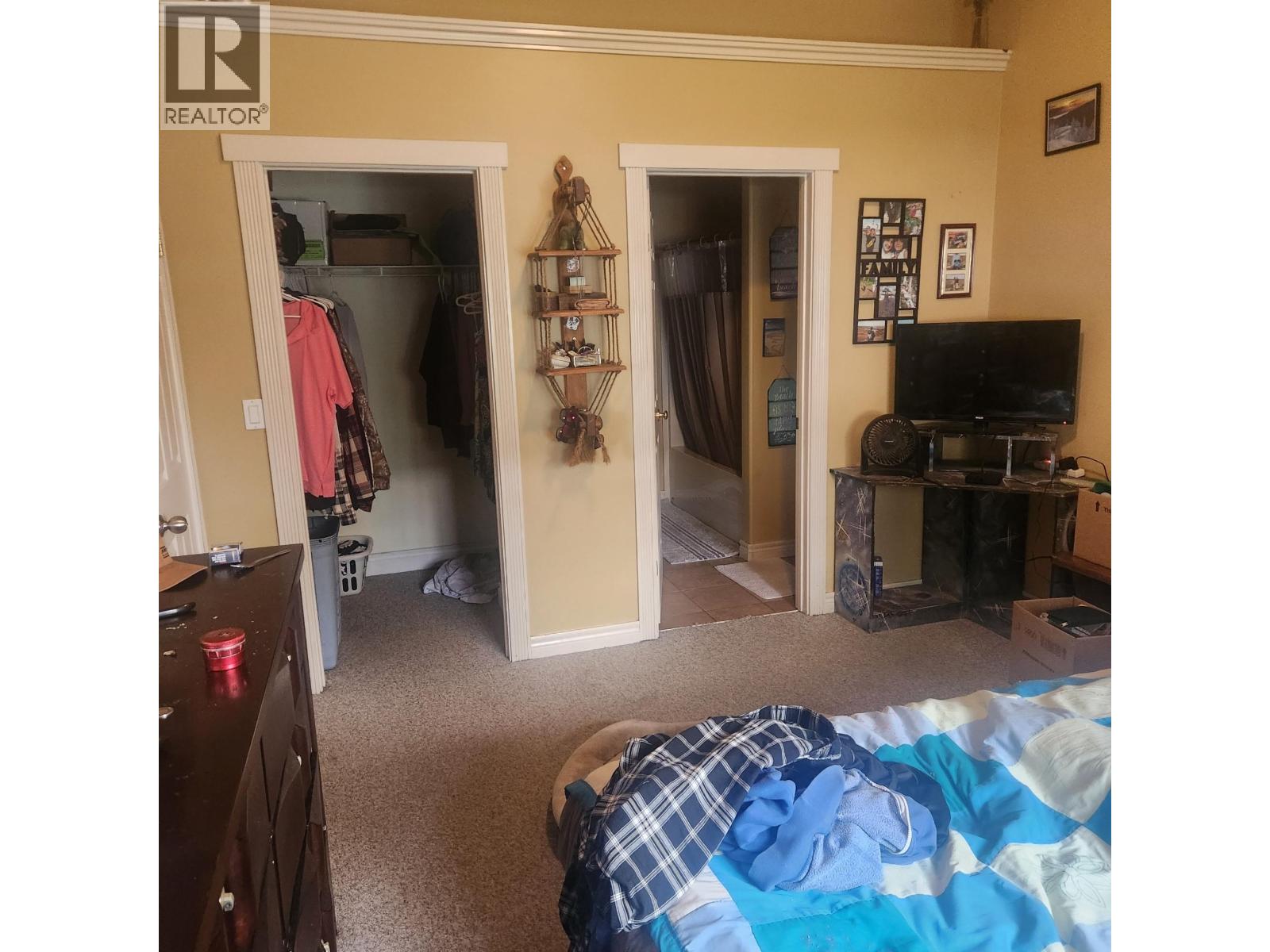 Photo 12 of A 10007 111 Avenue, Fort St John BC