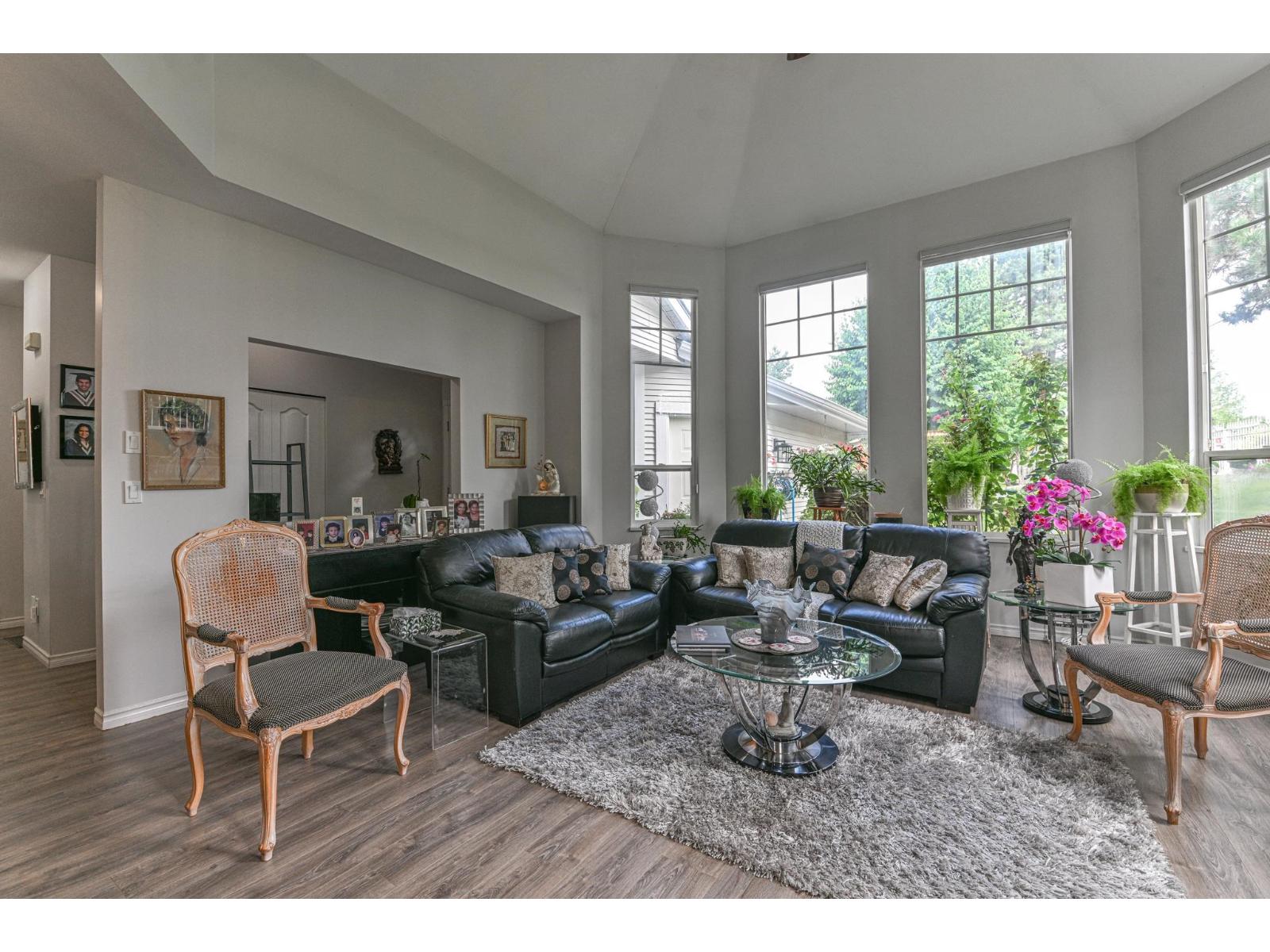 Photo 9 of 100 20655 88 Avenue, Langley BC