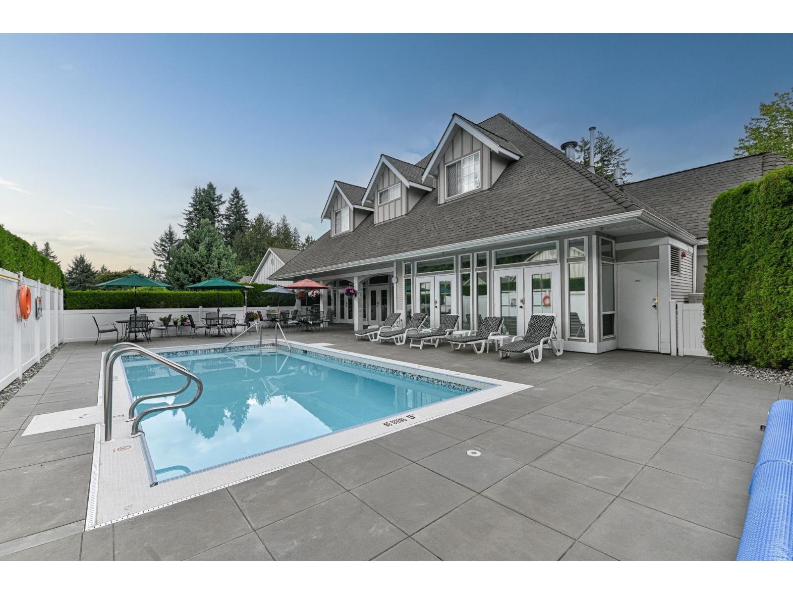 Photo 36 of 100 20655 88 Avenue, Langley BC