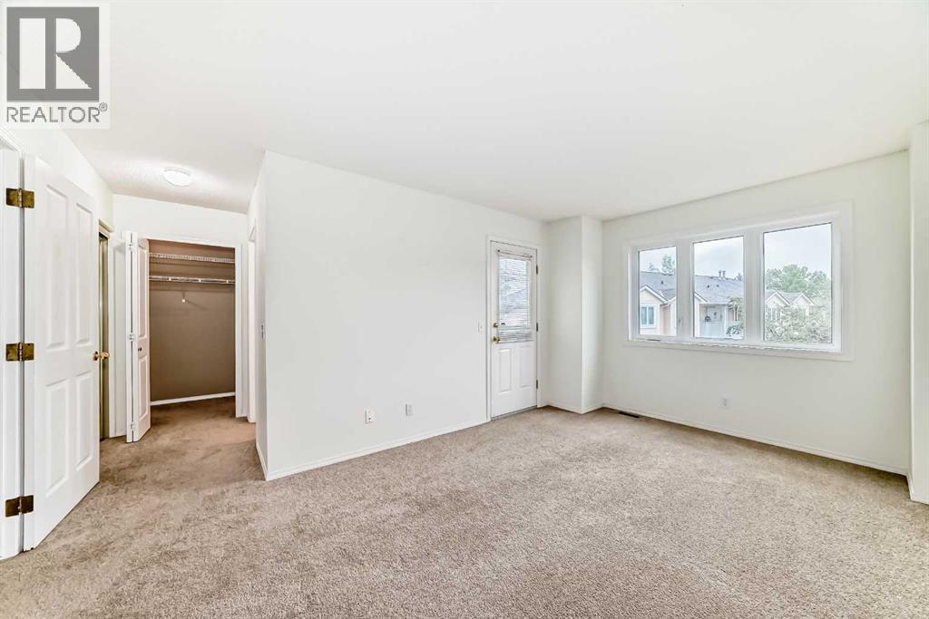 Single Family House for Sale in   Sandarac Drive NW Sandstone Valley Calgary 