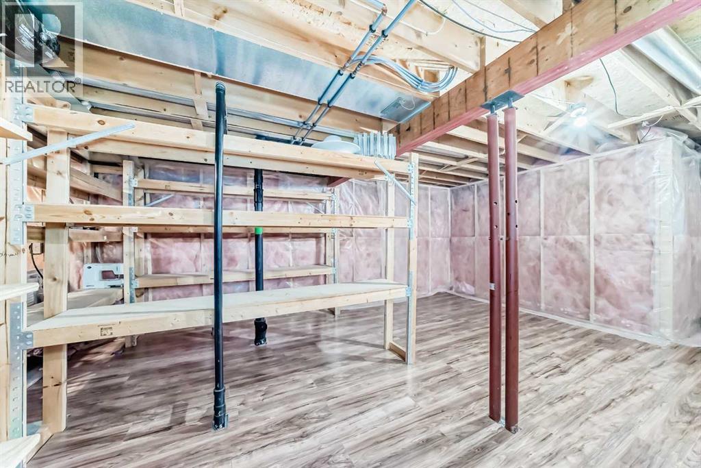 Single Family House for Sale in   Sandarac Drive NW Sandstone Valley Calgary 