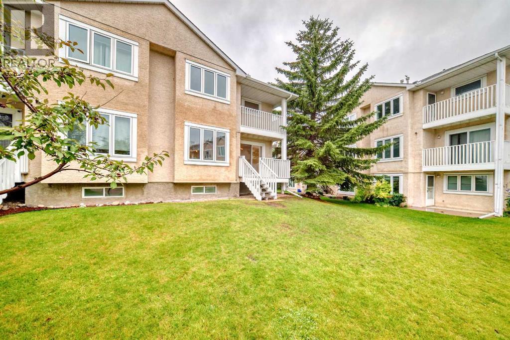 Single Family House for Sale in   Sandarac Drive NW Sandstone Valley Calgary 
