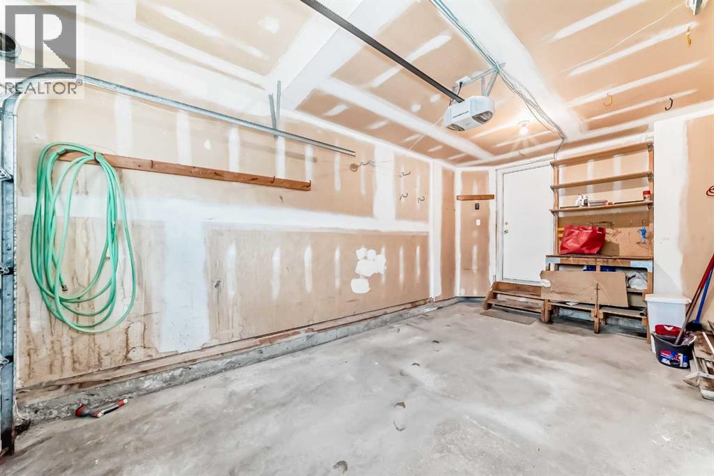 Single Family House for Sale in   Sandarac Drive NW Sandstone Valley Calgary 