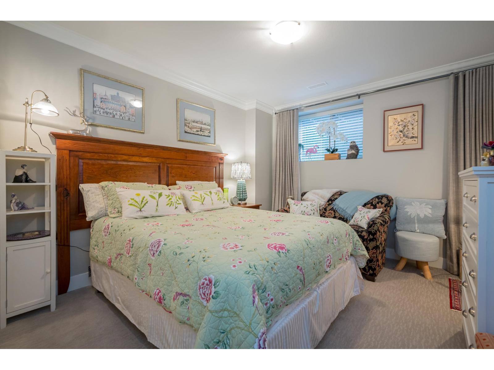 20 350 174 STREET, Surrey