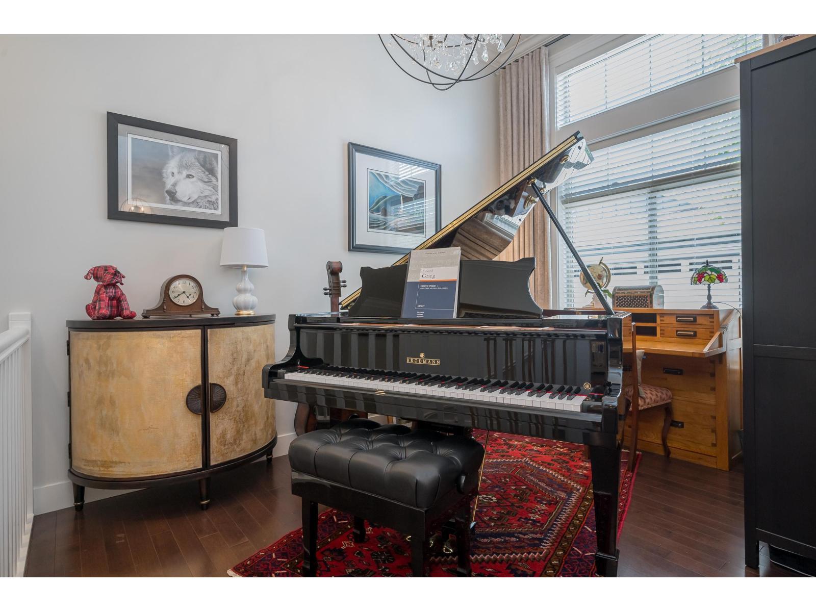 20 350 174 STREET, Surrey