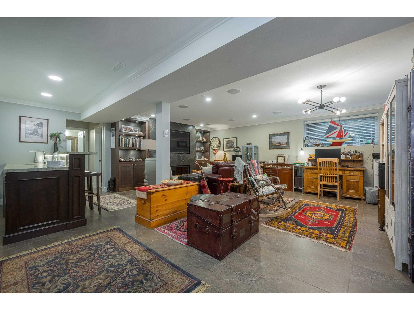 20 350 174 STREET, Surrey