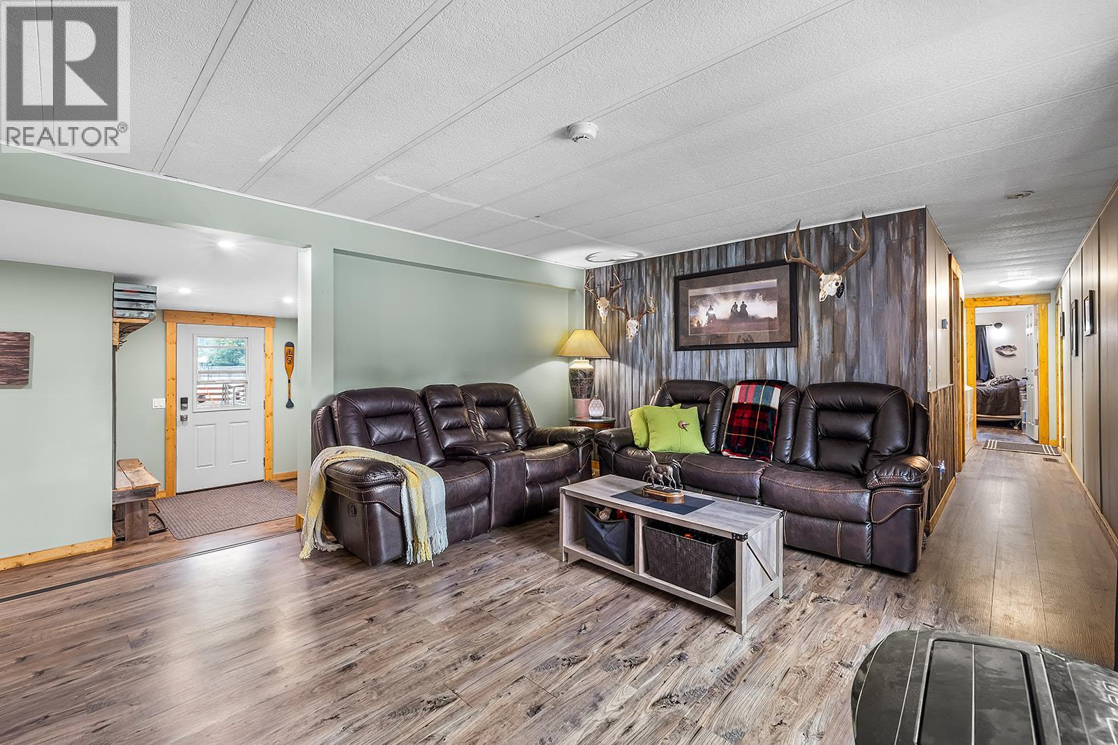 Photo 3 of 1077 Goat River South Road, Creston BC