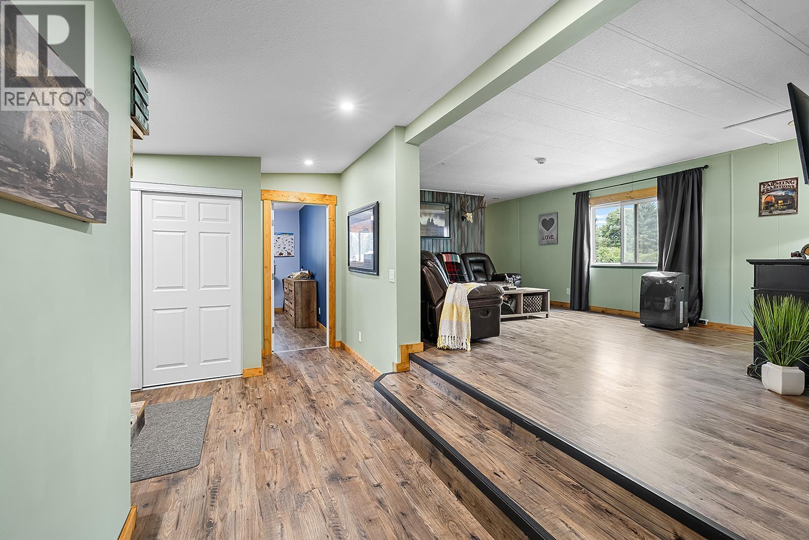 Photo 6 of 1077 Goat River South Road, Creston BC