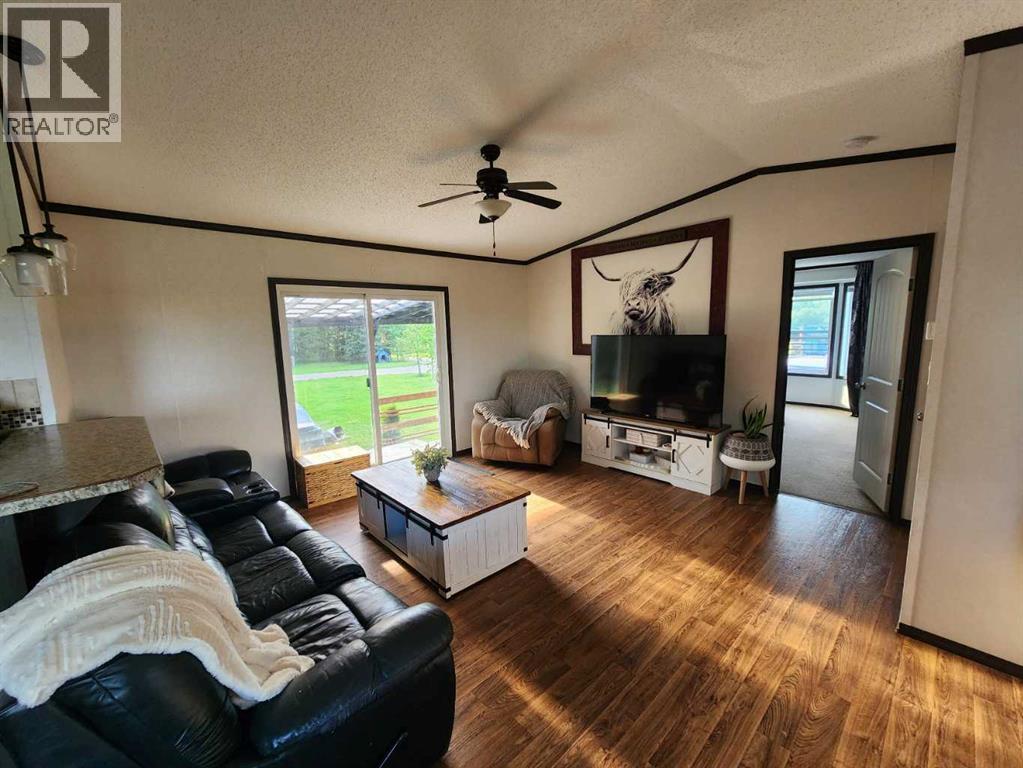Photo 14 of 733032 Range Road 123, Hythe AB
