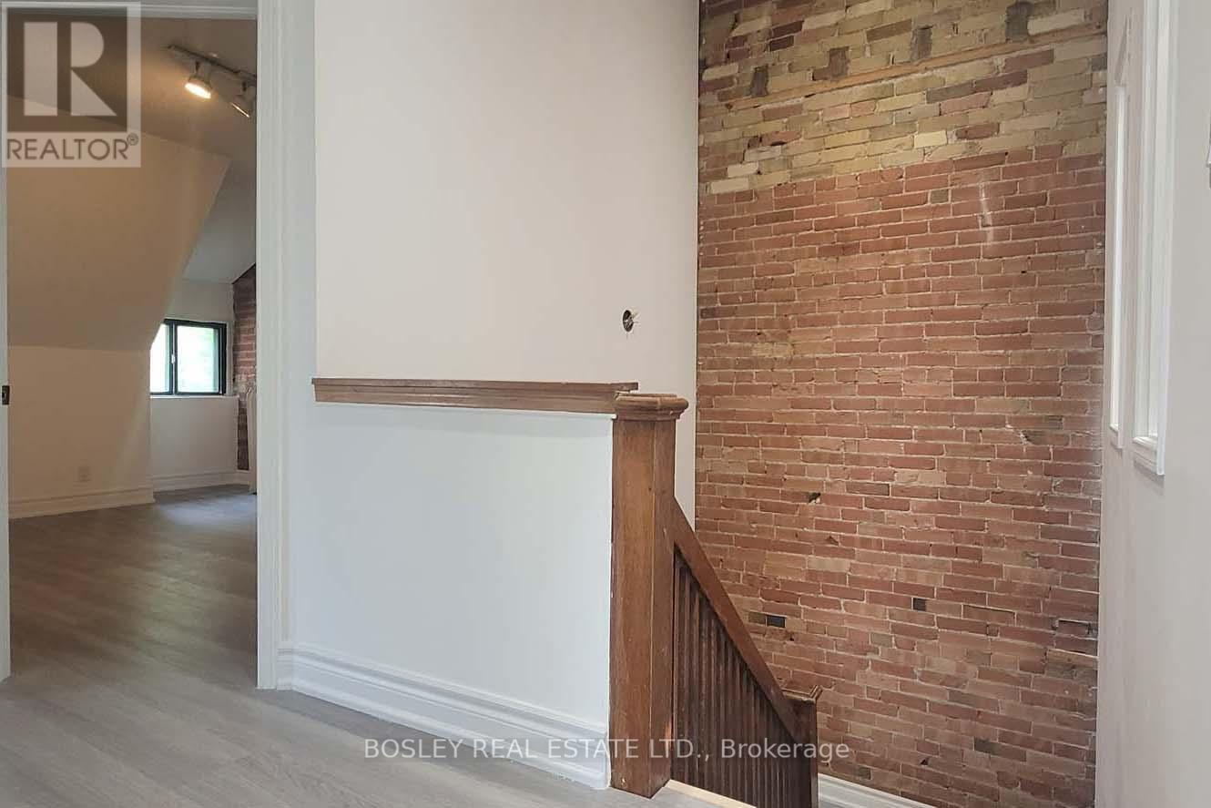 Photo 20 of 3 166 Spadina Road, Toronto ON