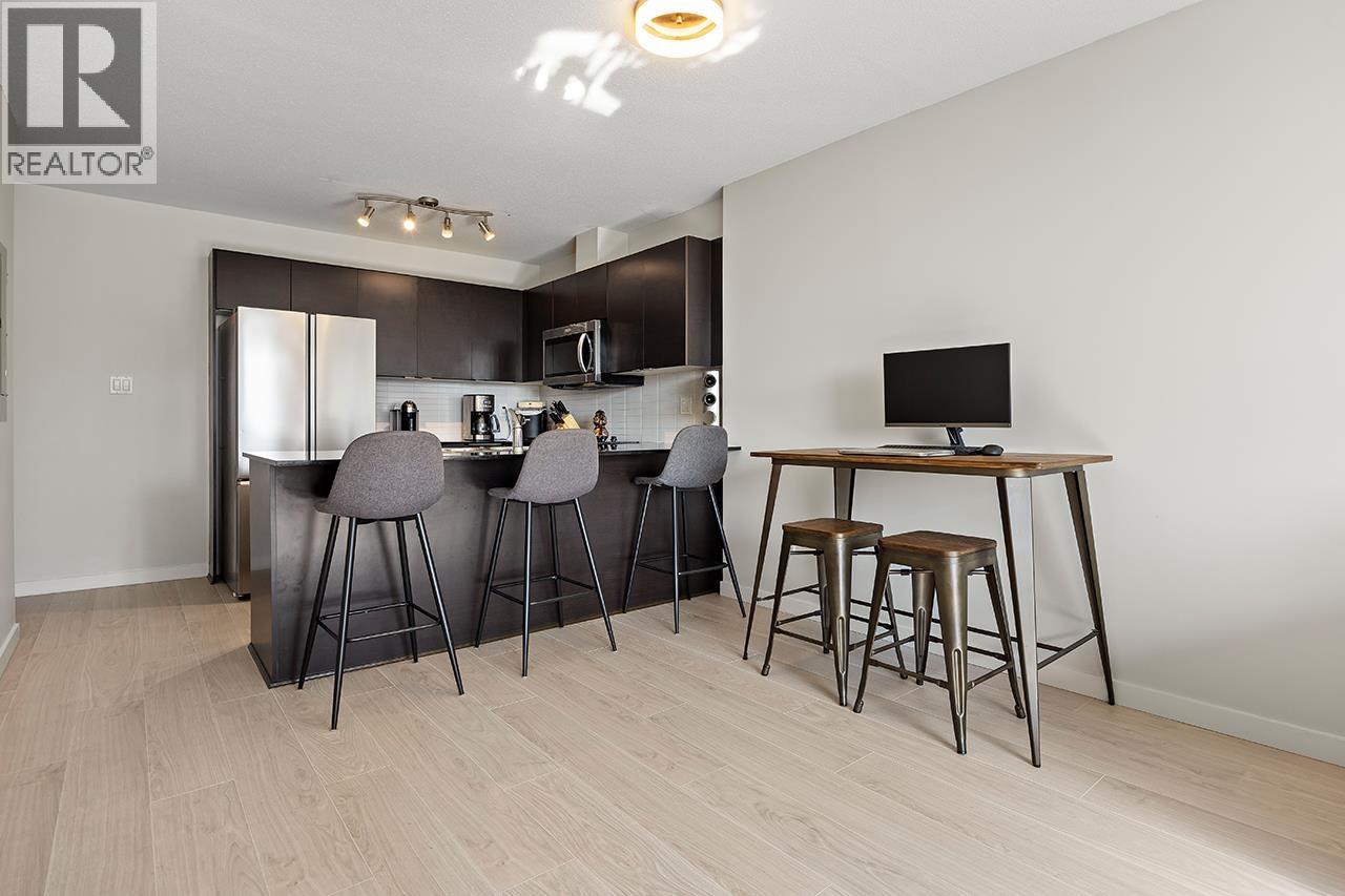 Photo 15 of 1501 4182 Dawson Street, Burnaby BC