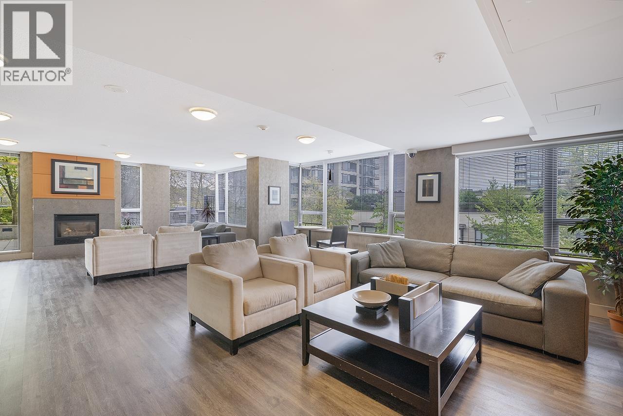 Photo 8 of 1501 4182 Dawson Street, Burnaby BC