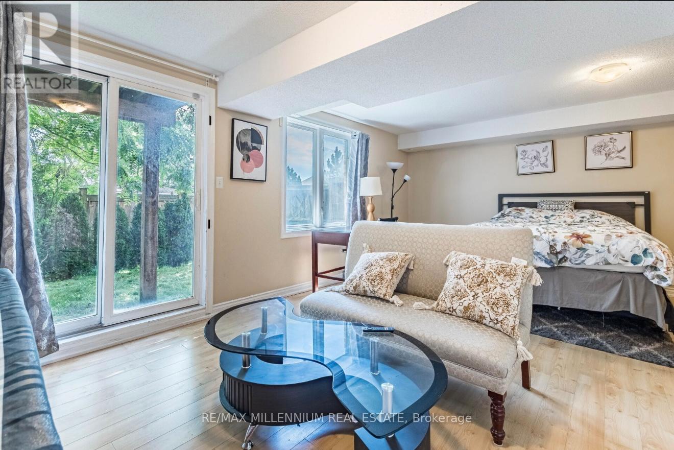 Photo 24 of 36 Myers Lane, Hamilton ON
