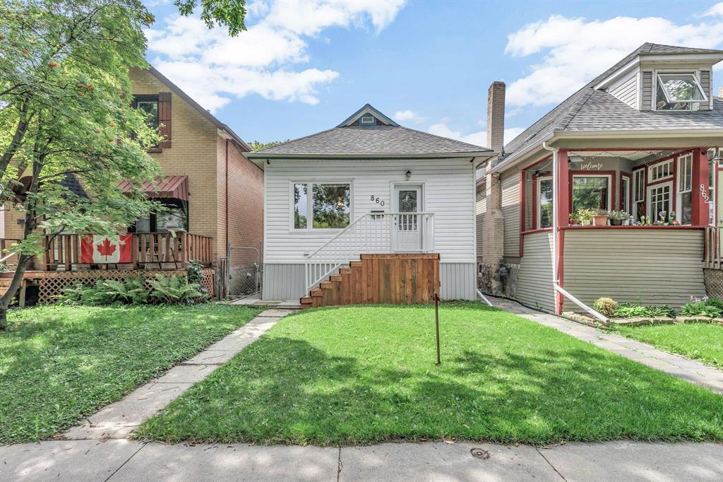 Photo 1 of 860 Strathcona Street, Winnipeg MB