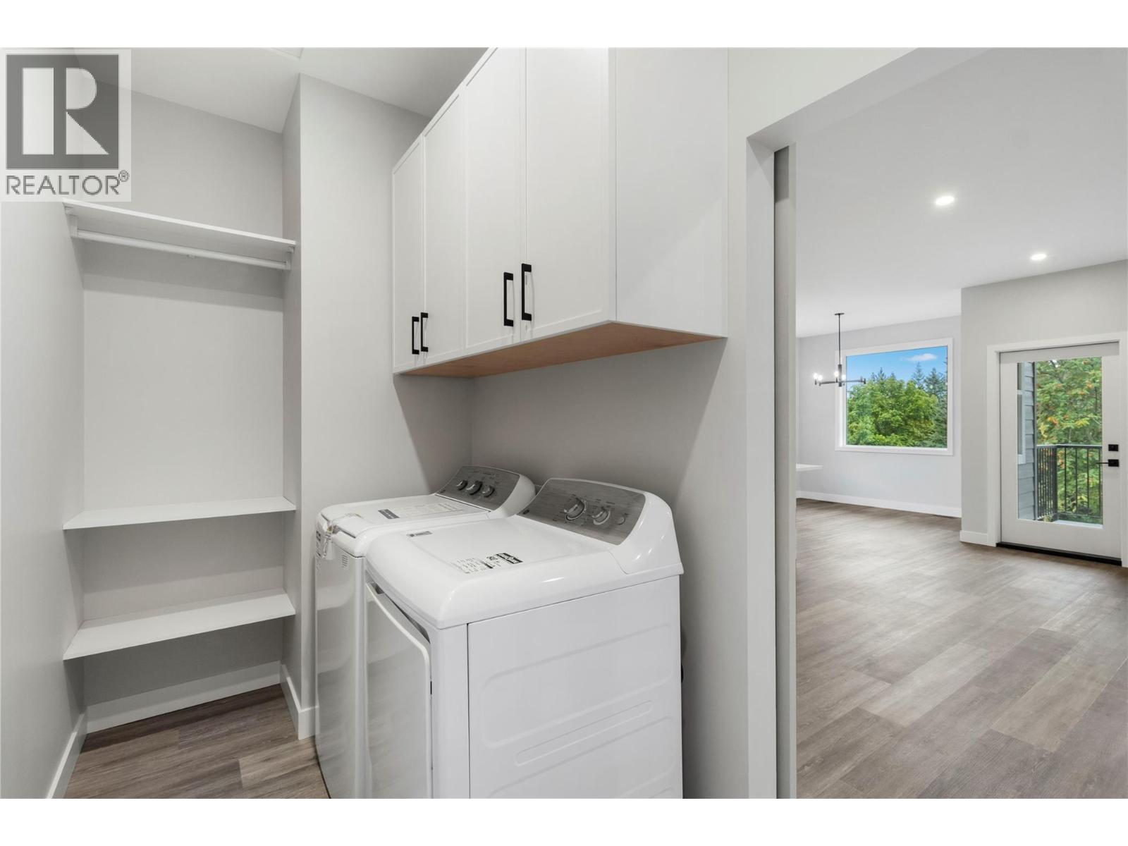 Photo 17 of 2971 27 Street Ne, Salmon Arm BC