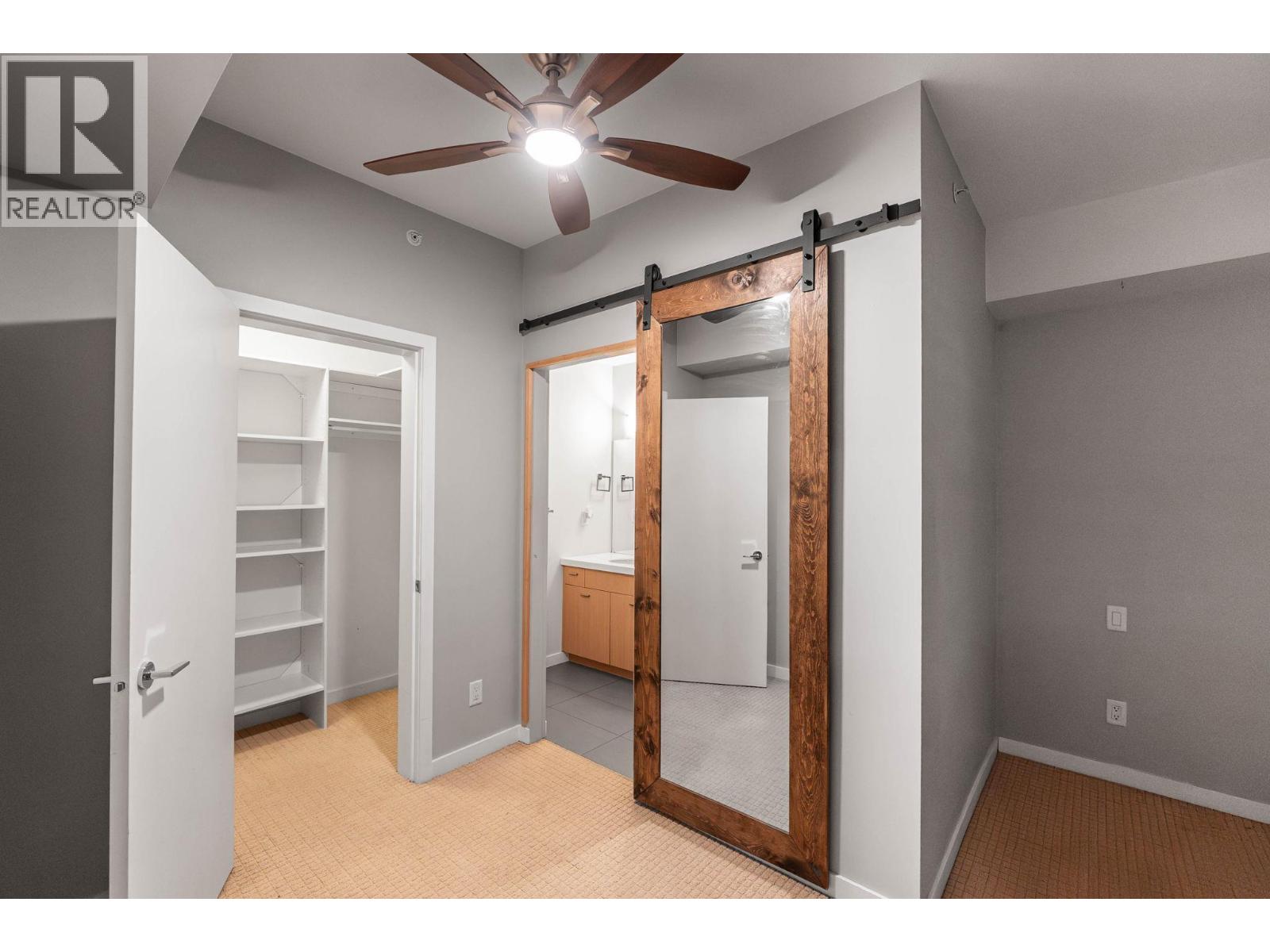 7 1550 Dickson Avenue, Kelowna
