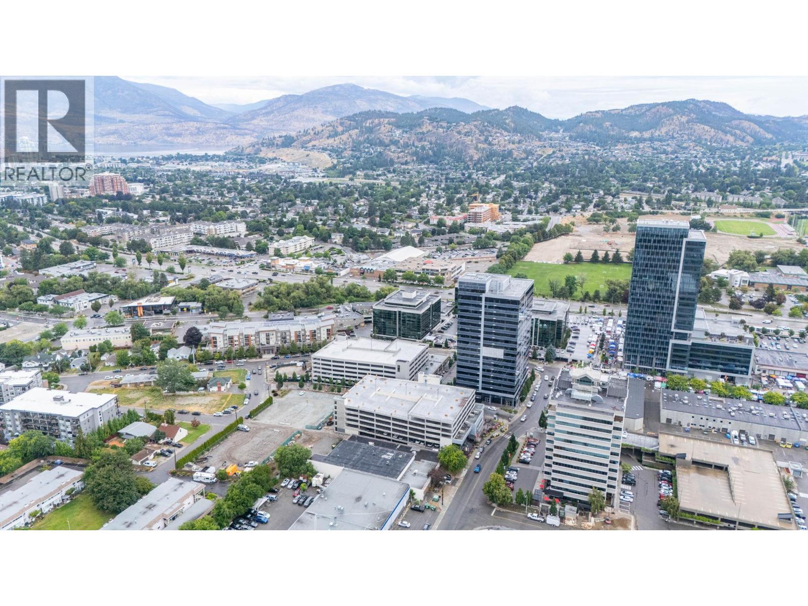7 1550 Dickson Avenue, Kelowna