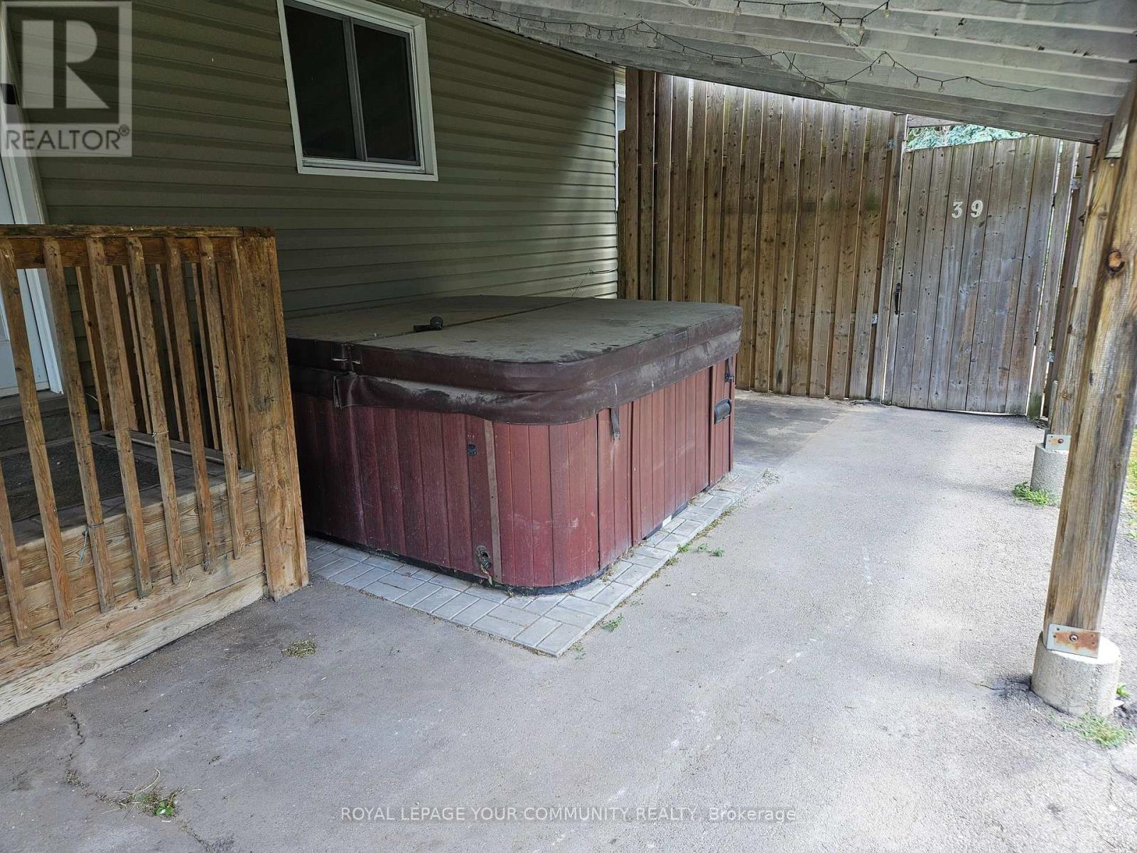 Photo 22 of 39 Eastern Avenue, New Tecumseth ON