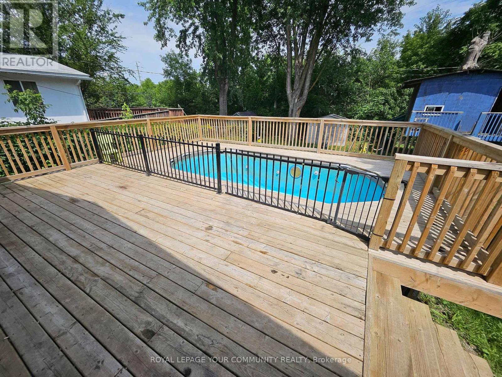 Photo 23 of 39 Eastern Avenue, New Tecumseth ON