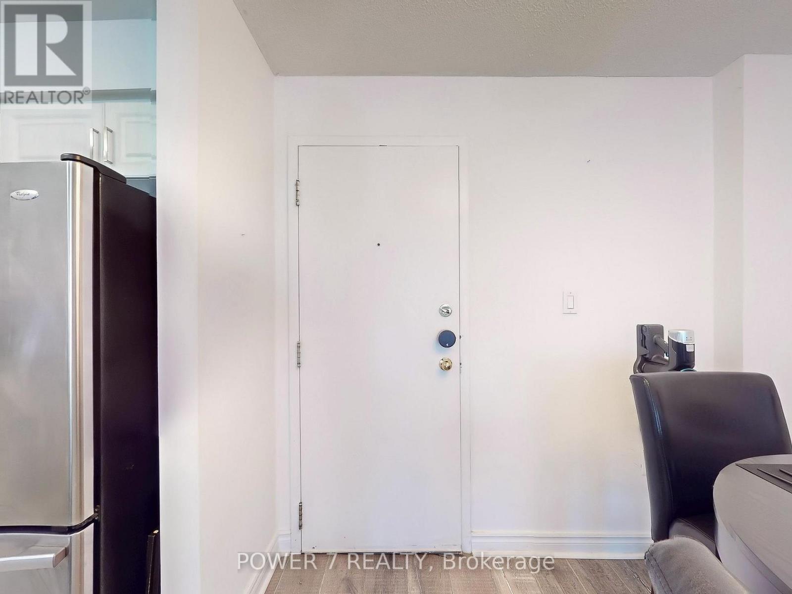 Photo 34 of 820 75 Weldrick Road E, Richmond Hill ON