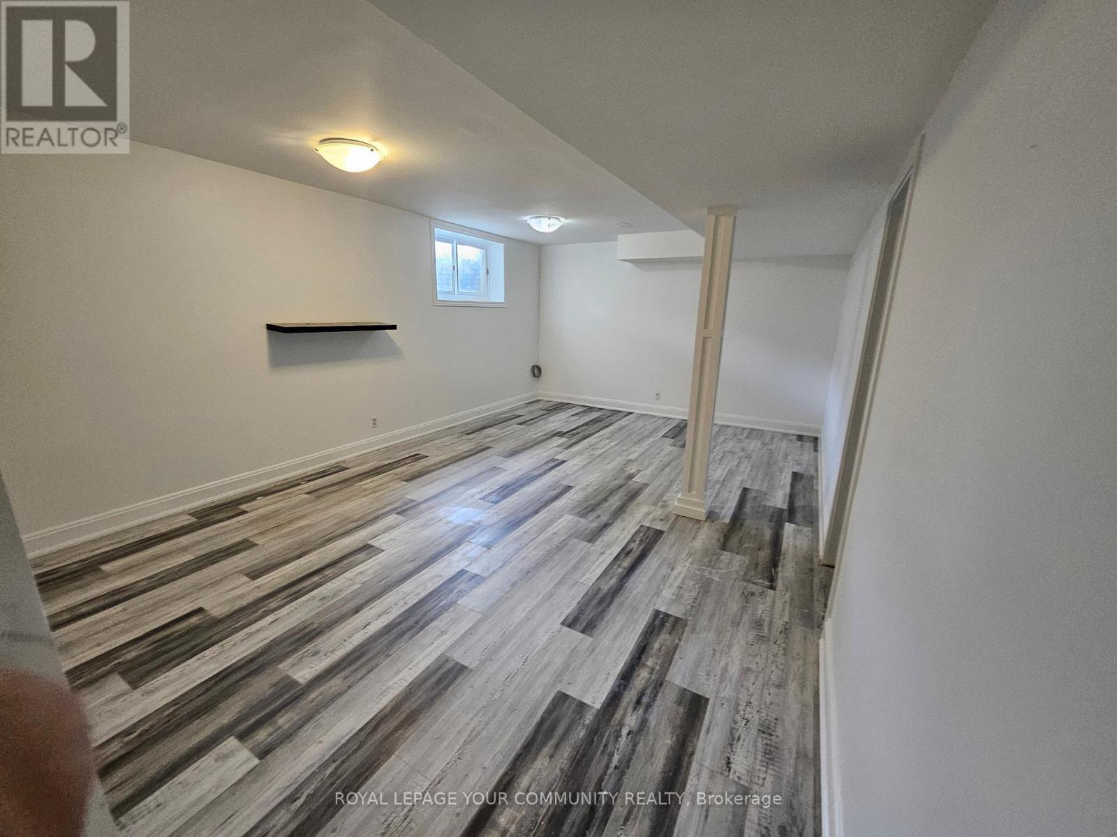Photo 17 of 39 Eastern Avenue, New Tecumseth ON