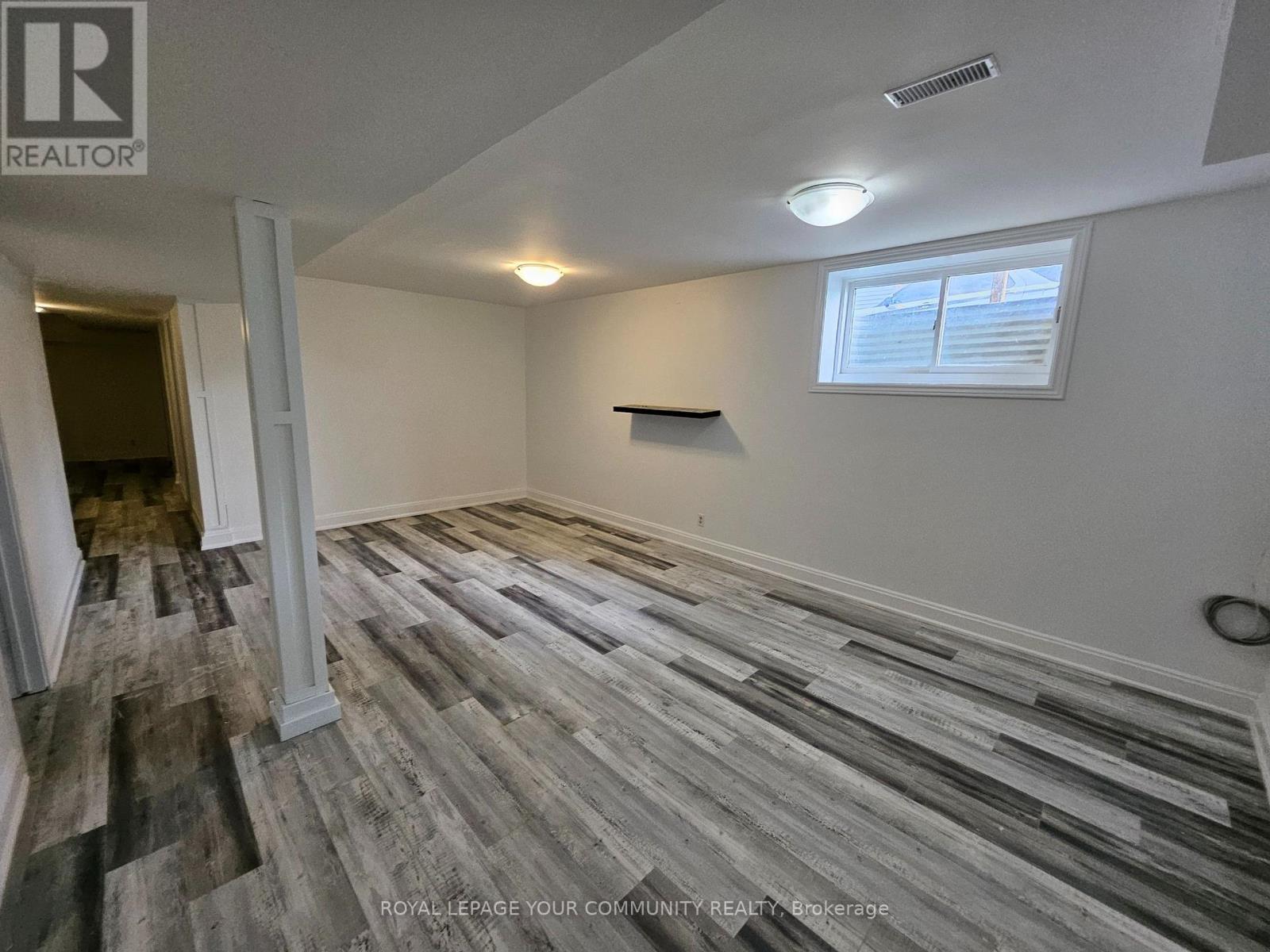 Photo 19 of 39 Eastern Avenue, New Tecumseth ON
