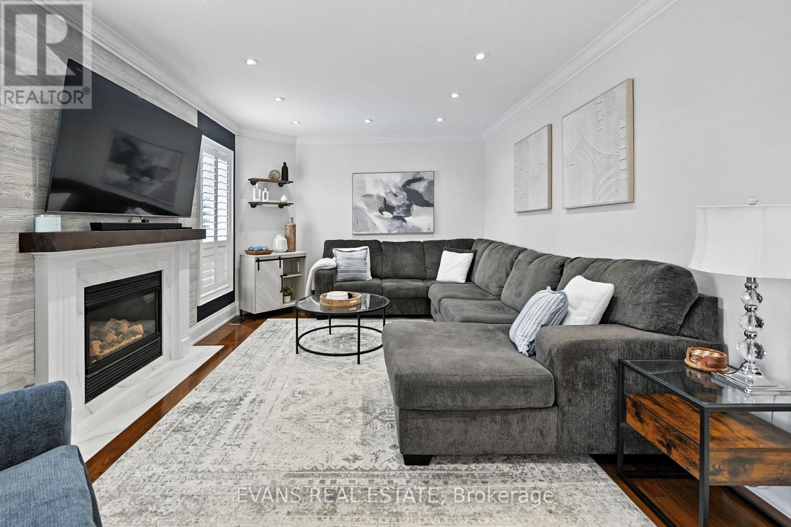 Photo 18 of 2135 Deer Park Road, Oakville ON