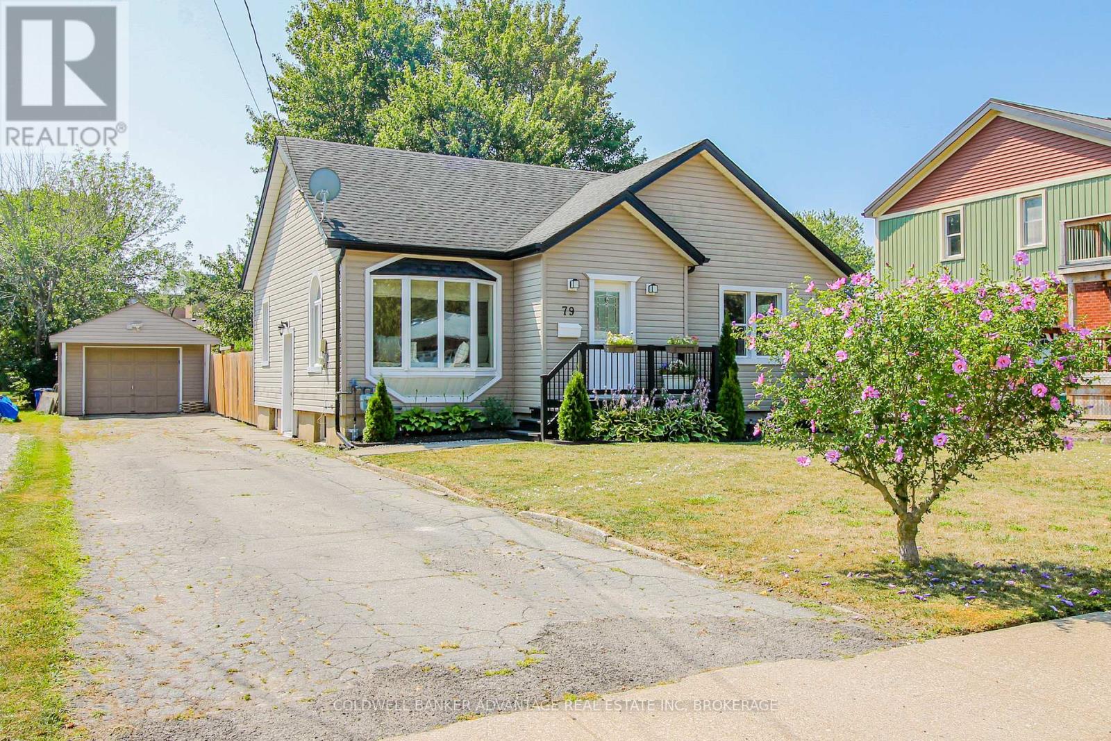 Photo 31 of 79 Second Street, Welland ON