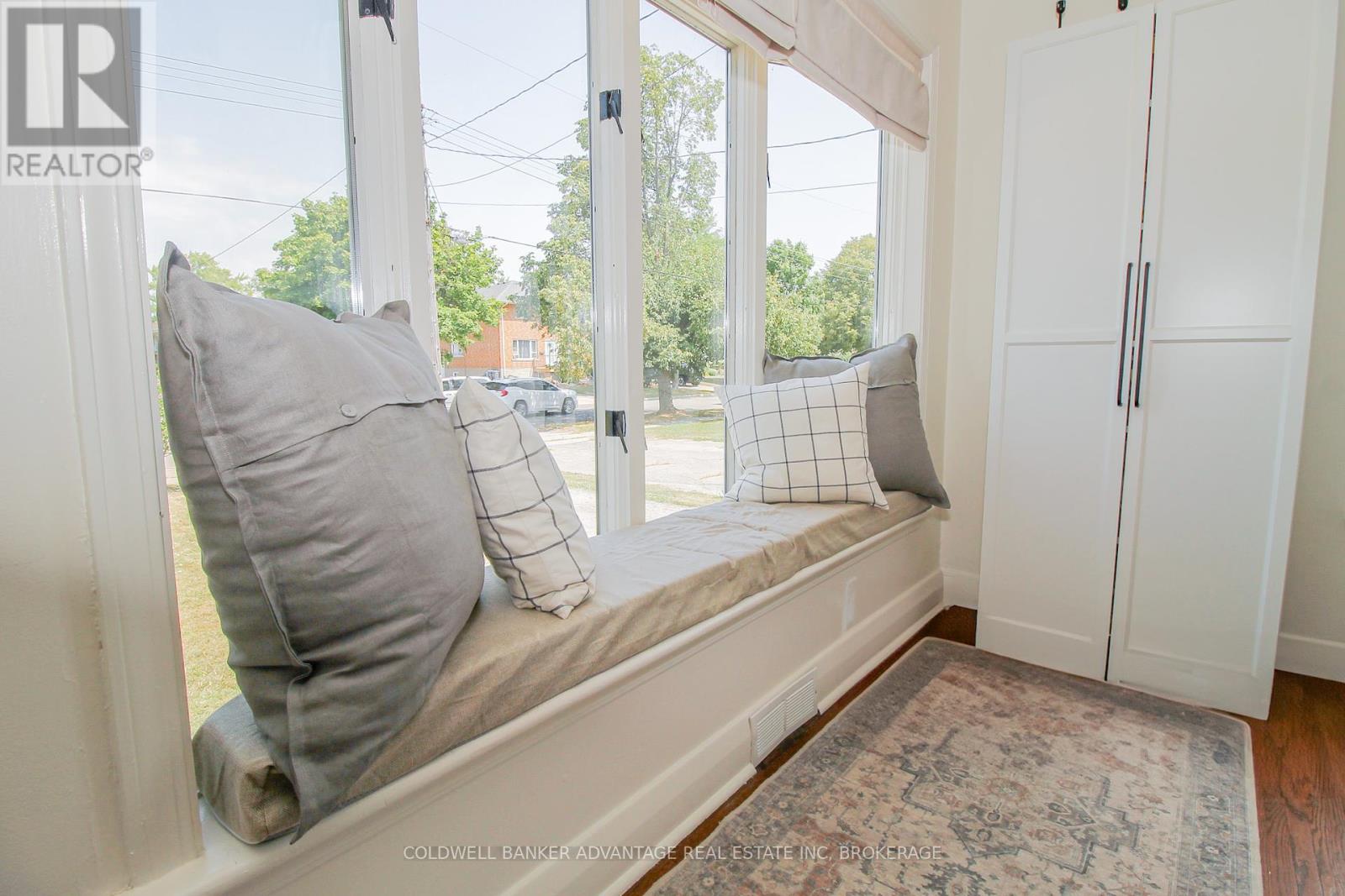 Photo 32 of 79 Second Street, Welland ON