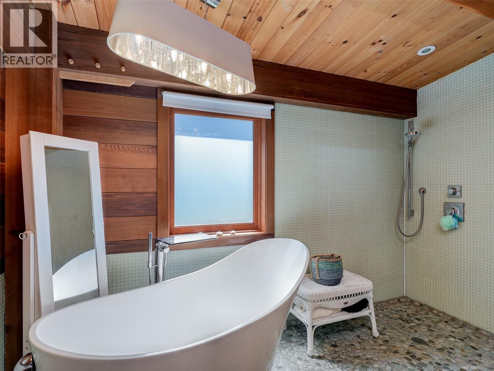 2005 Renfrew Rd, Shawnigan Lake