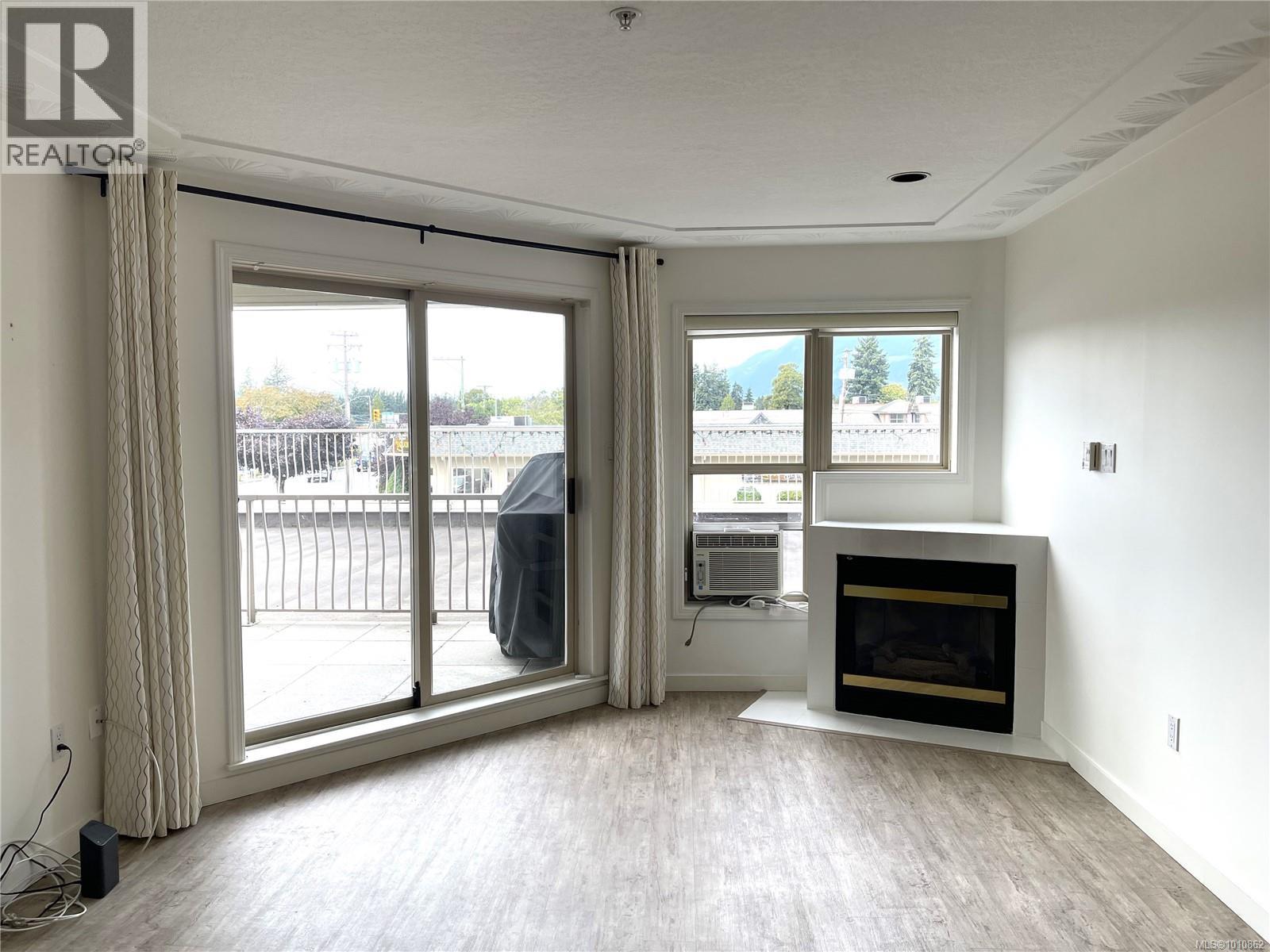 202 4505 Victoria Quay, Port Alberni