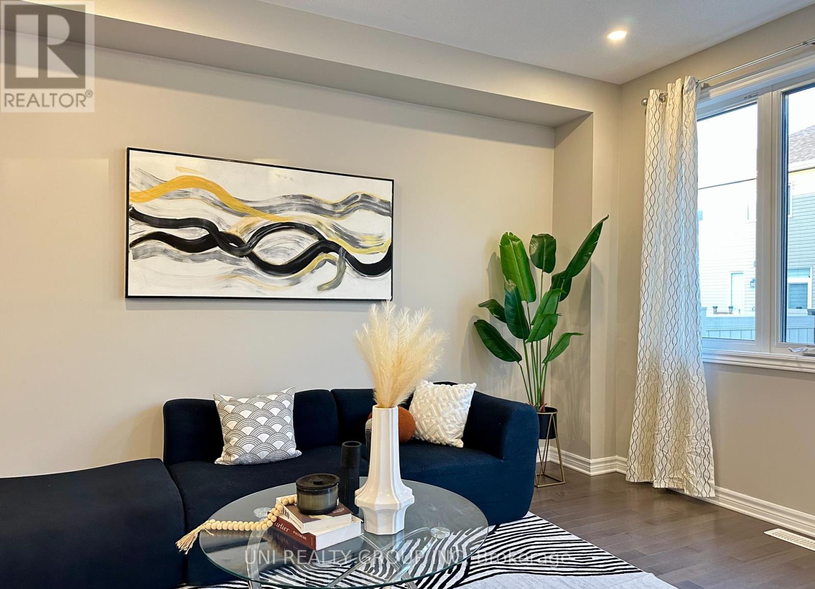 Photo 14 of 2468 Waterlilly Way, Ottawa ON