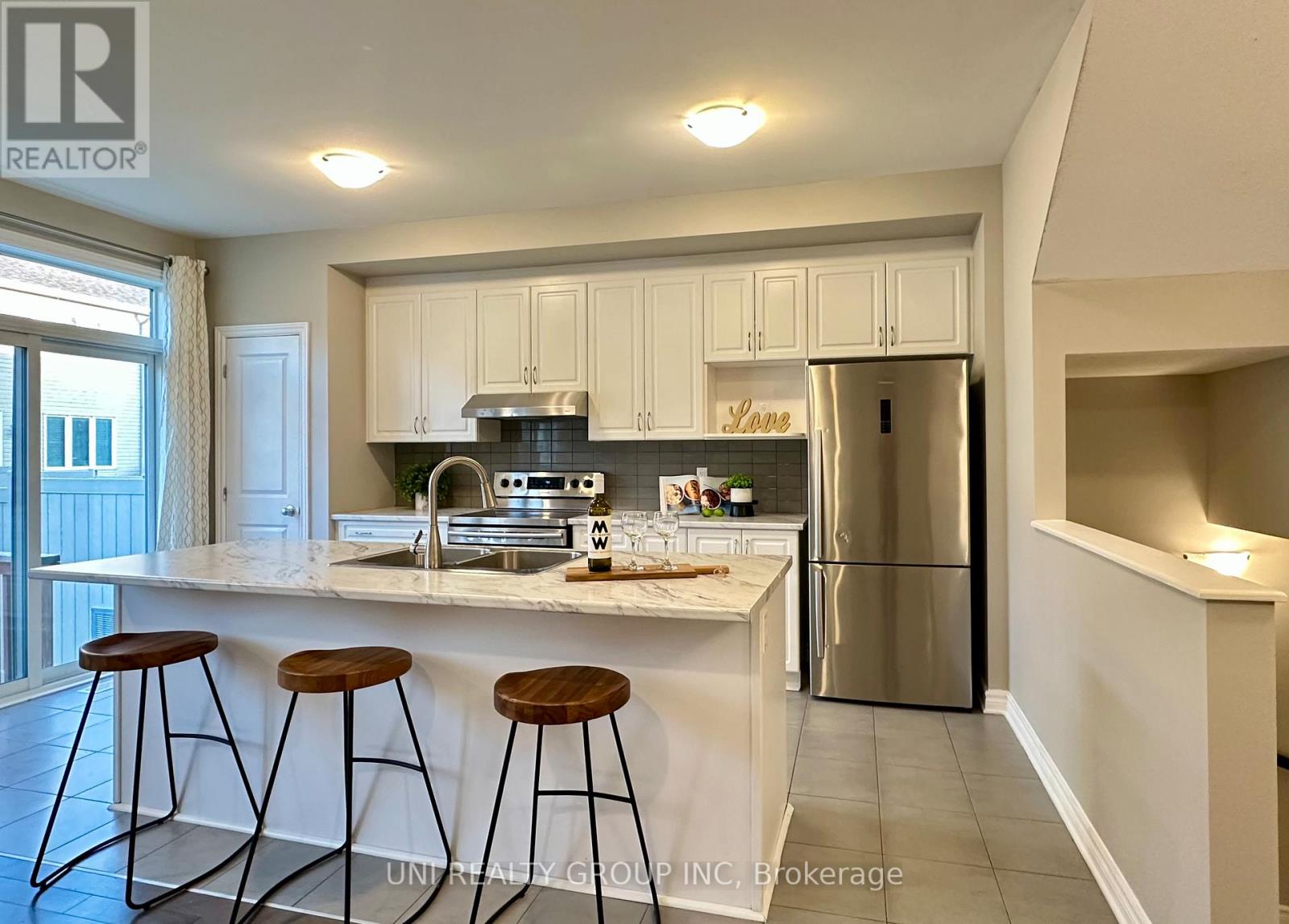 Photo 17 of 2468 Waterlilly Way, Ottawa ON