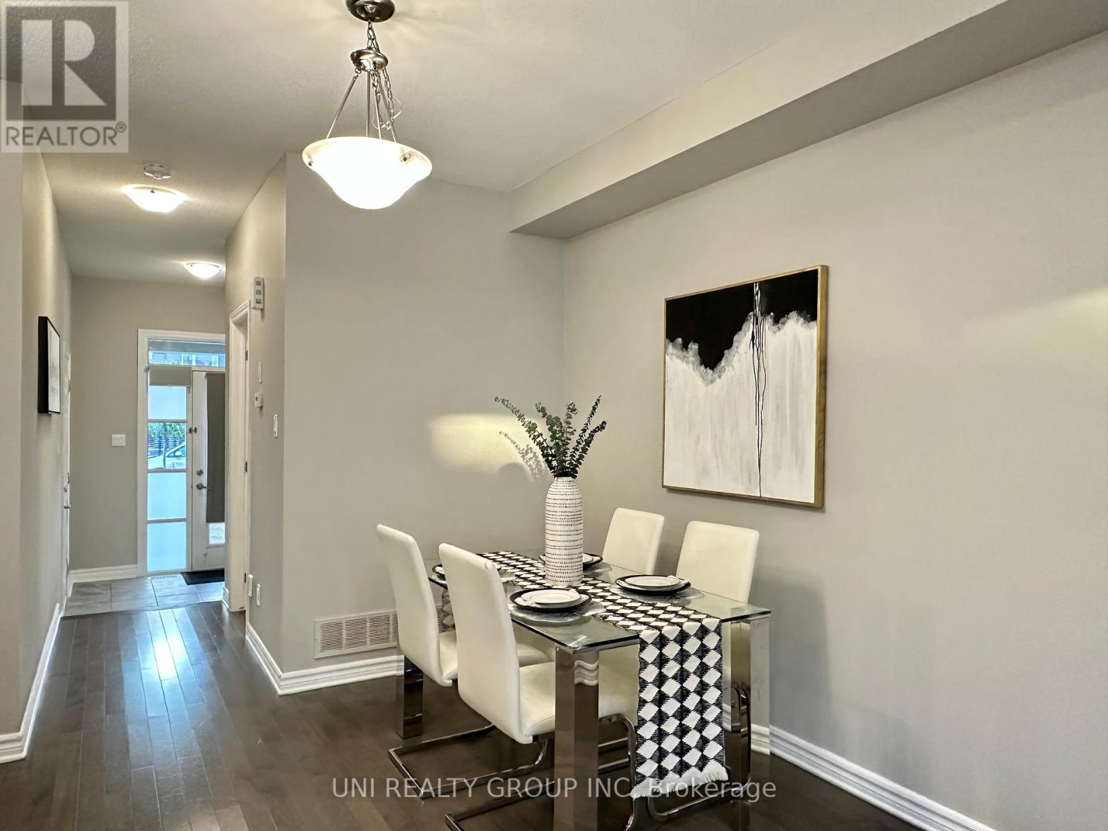 Photo 10 of 2468 Waterlilly Way, Ottawa ON
