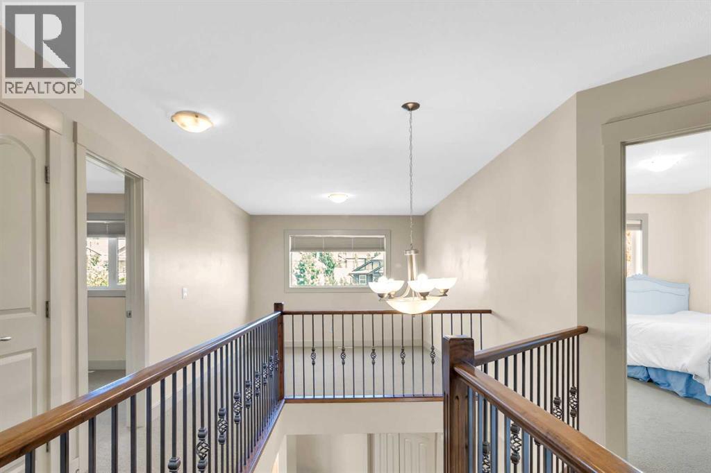 Photo 28 of 68 Elmont Court Sw, Calgary AB