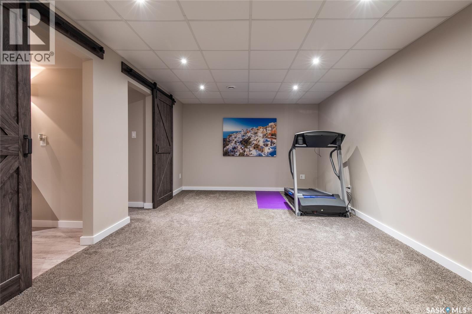 Photo 33 of 405 4th Avenue Ne, Moose Jaw SK