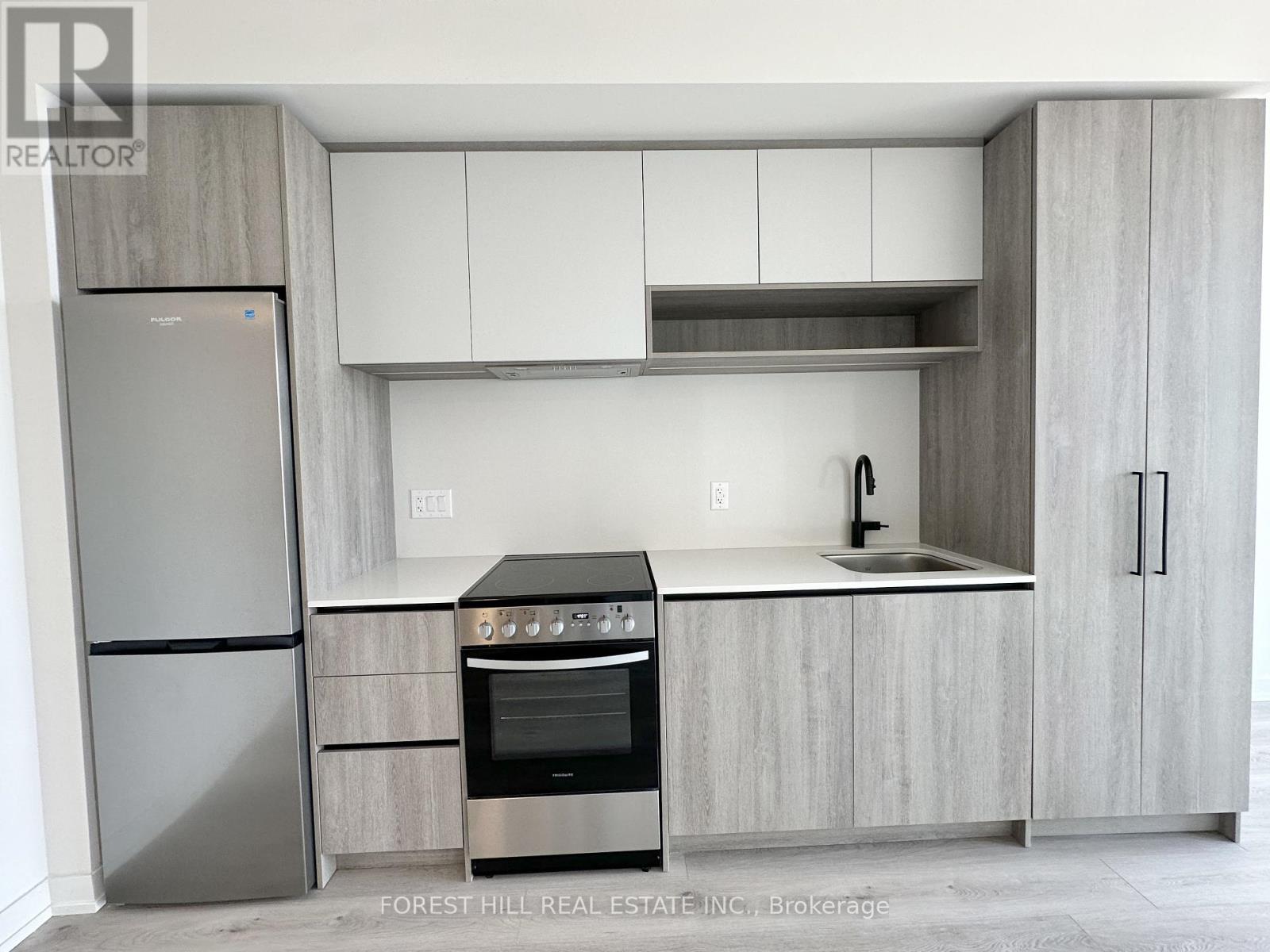 Photo 3 of 1509 181 Sterling Road, Toronto ON
