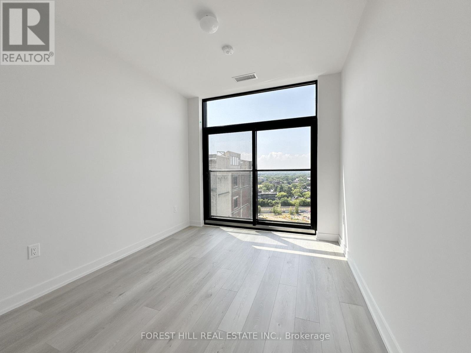 Photo 9 of 1509 181 Sterling Road, Toronto ON
