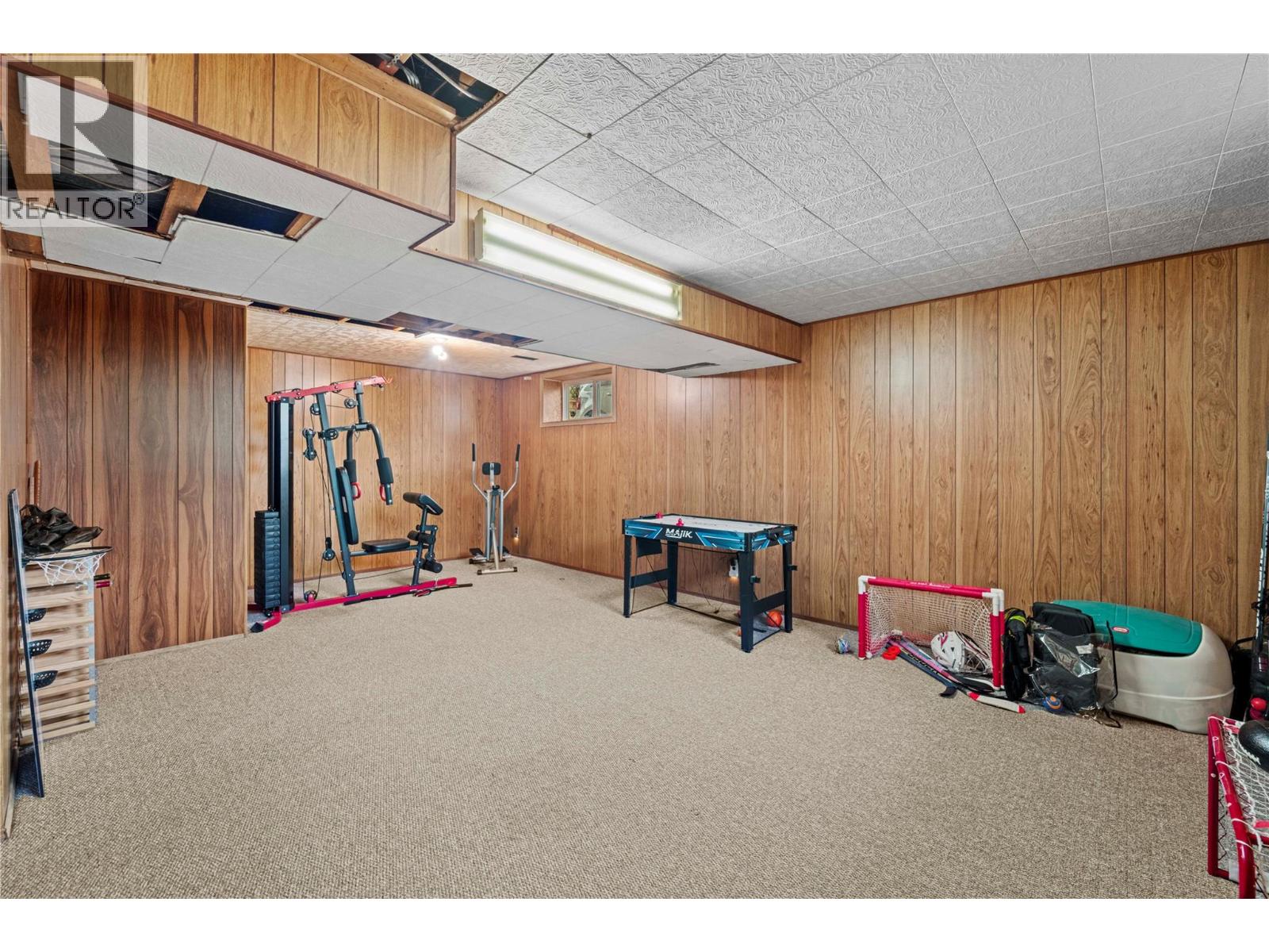 Photo 5 of 1267 Creston Place, Kamloops BC