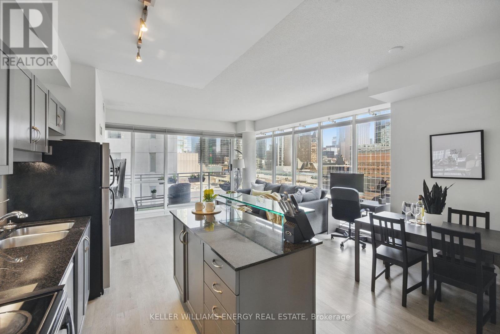 Photo 2 of 1307 220 Victoria Street, Toronto ON