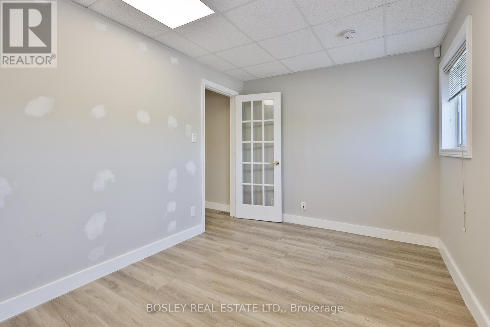 Photo 7 of 202 203 60 King Road, Richmond Hill ON