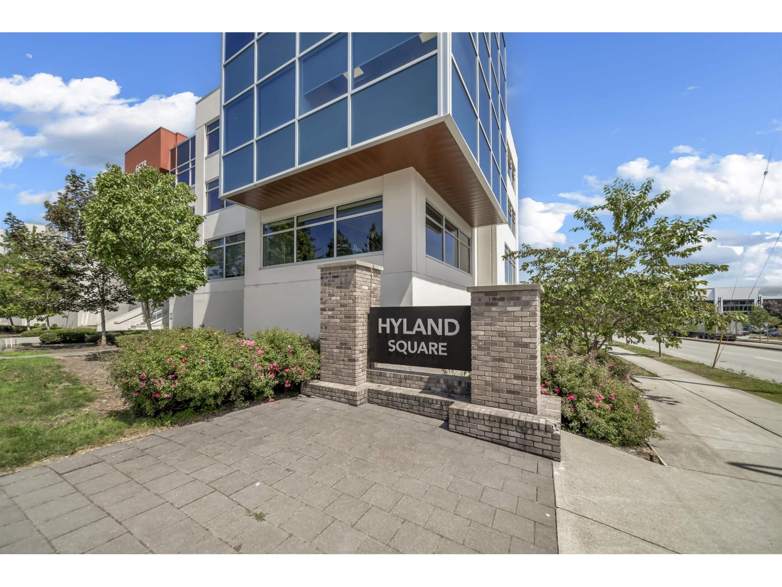 Photo 17 of 102 6678 152 Street, Surrey BC