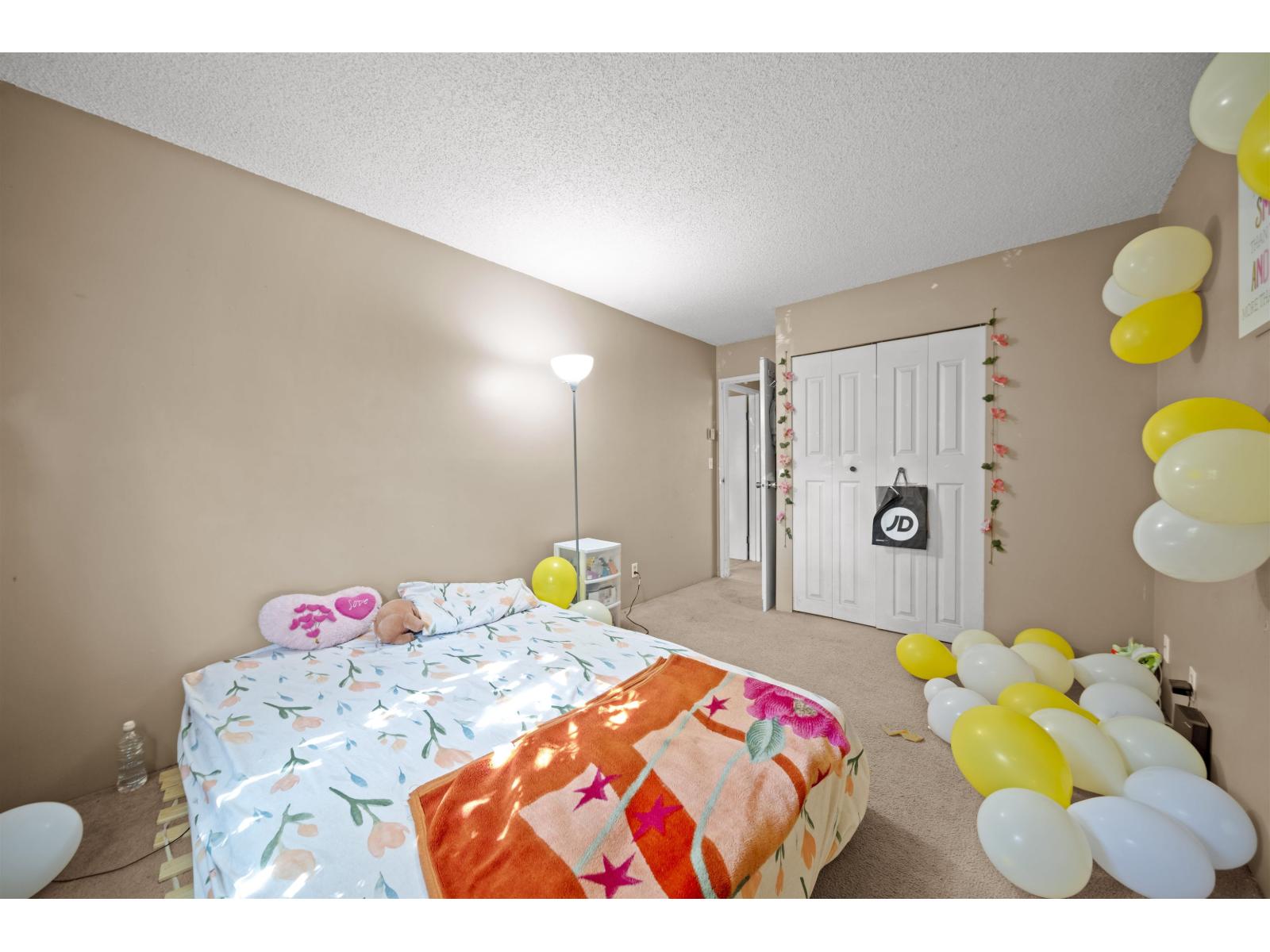 Photo 7 of 916 10620 150 Street, Surrey BC