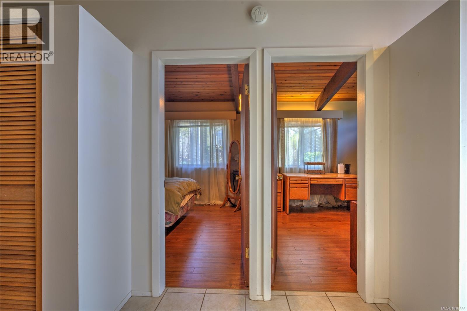 Photo 42 of 56 Prospect Ave, Lake Cowichan BC