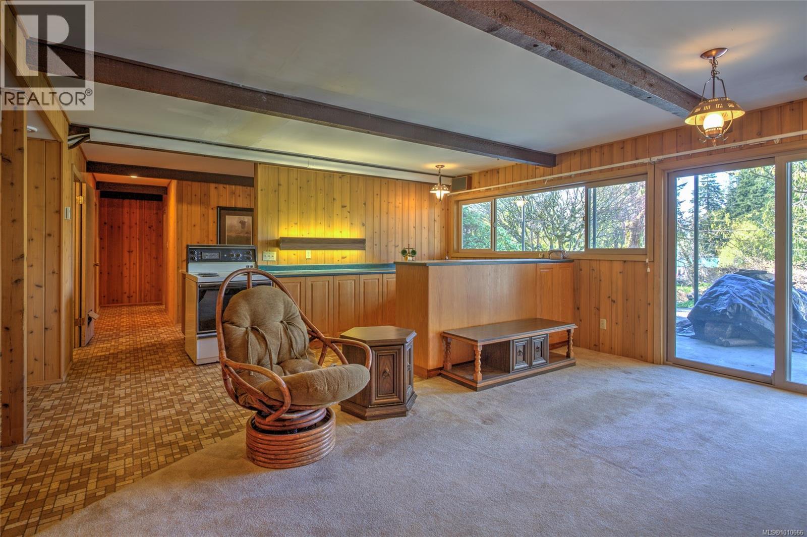 Photo 50 of 56 Prospect Ave, Lake Cowichan BC